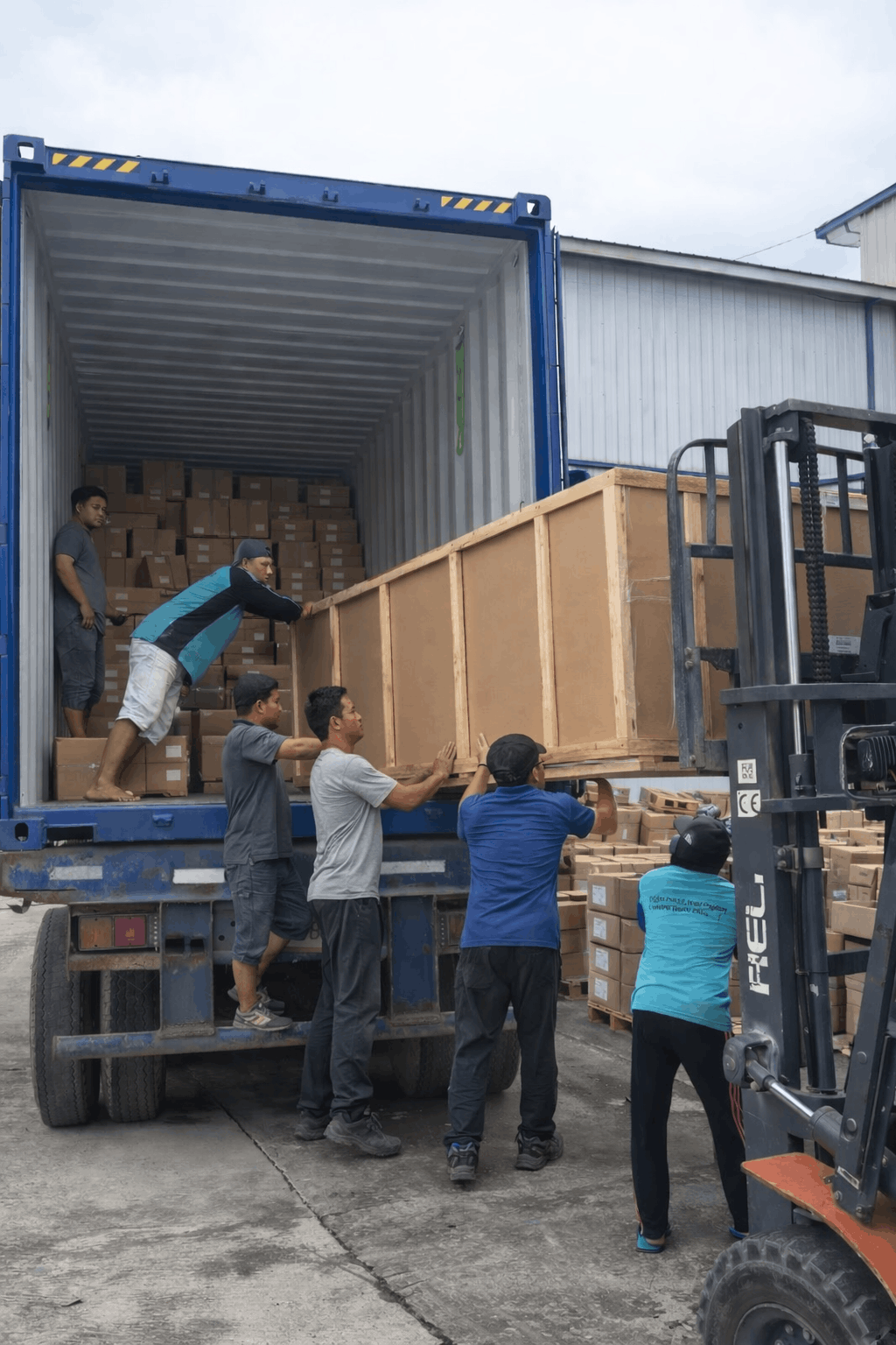 Furniture Shipping Process