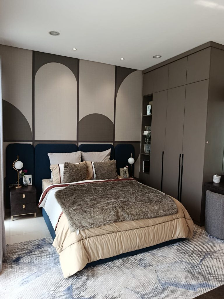 Berikut **alt text SEO dalam satu kalimat** yang tetap selaras dengan judul **“Project Overview: Modern Functional Living Interior”** dan menargetkan keyword **woodworking**:

**Alt Text:**
Modern Functional Living Interior project featuring kitchen, bedroom, living room, and master bedroom with custom built-in furniture showcasing high-quality woodworking craftsmanship for modern homes.